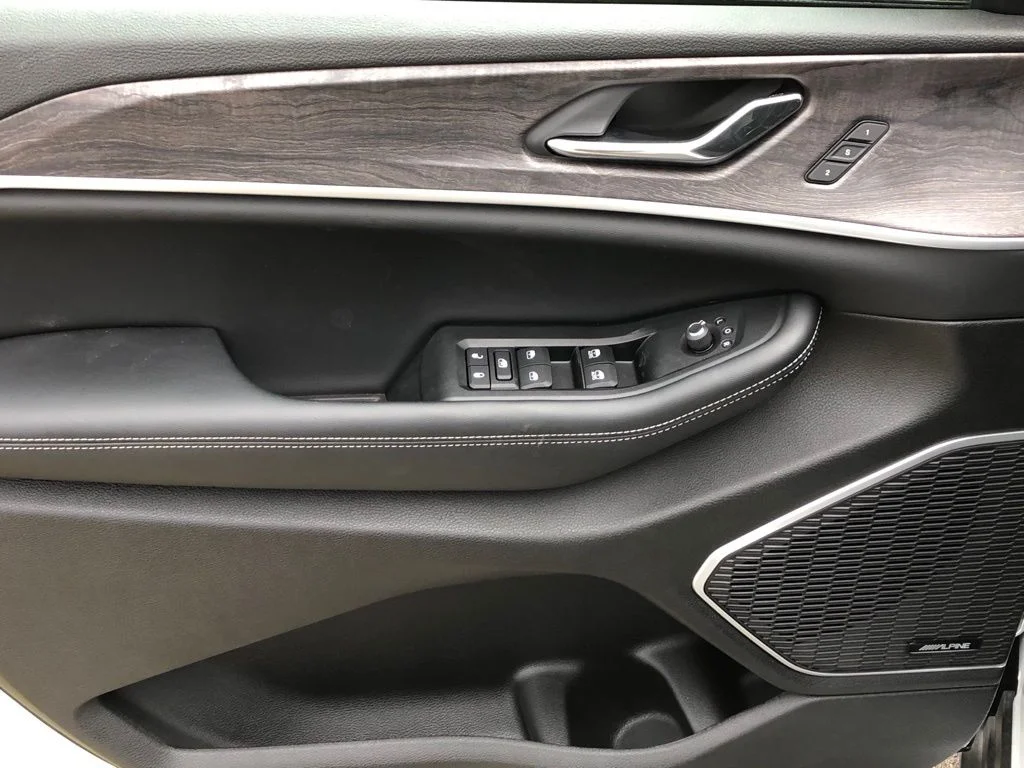 2024 Jeep Grand Cherokee 4xe - Photo 12