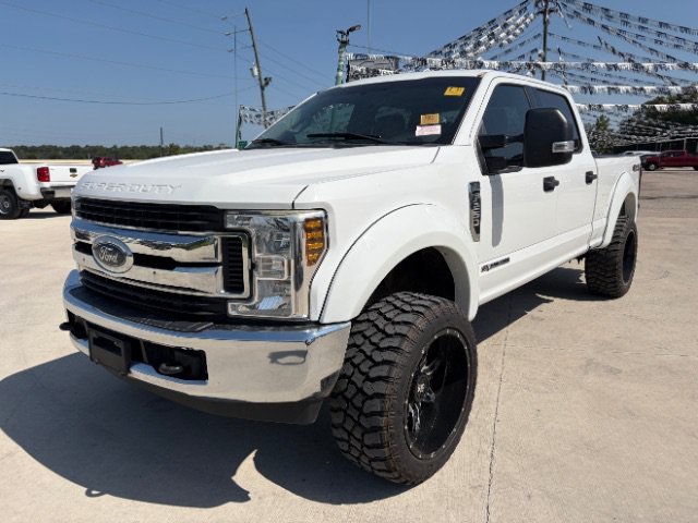 Used 2019 White Ford XLT image 1
