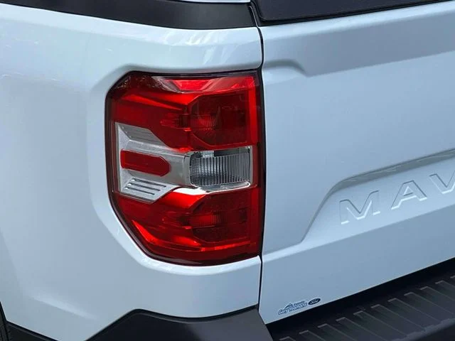 New 2026 Oxford White Ford XL image 10