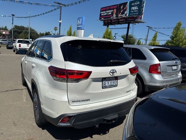 Used 2019 White Toyota Limited Platinum image 3