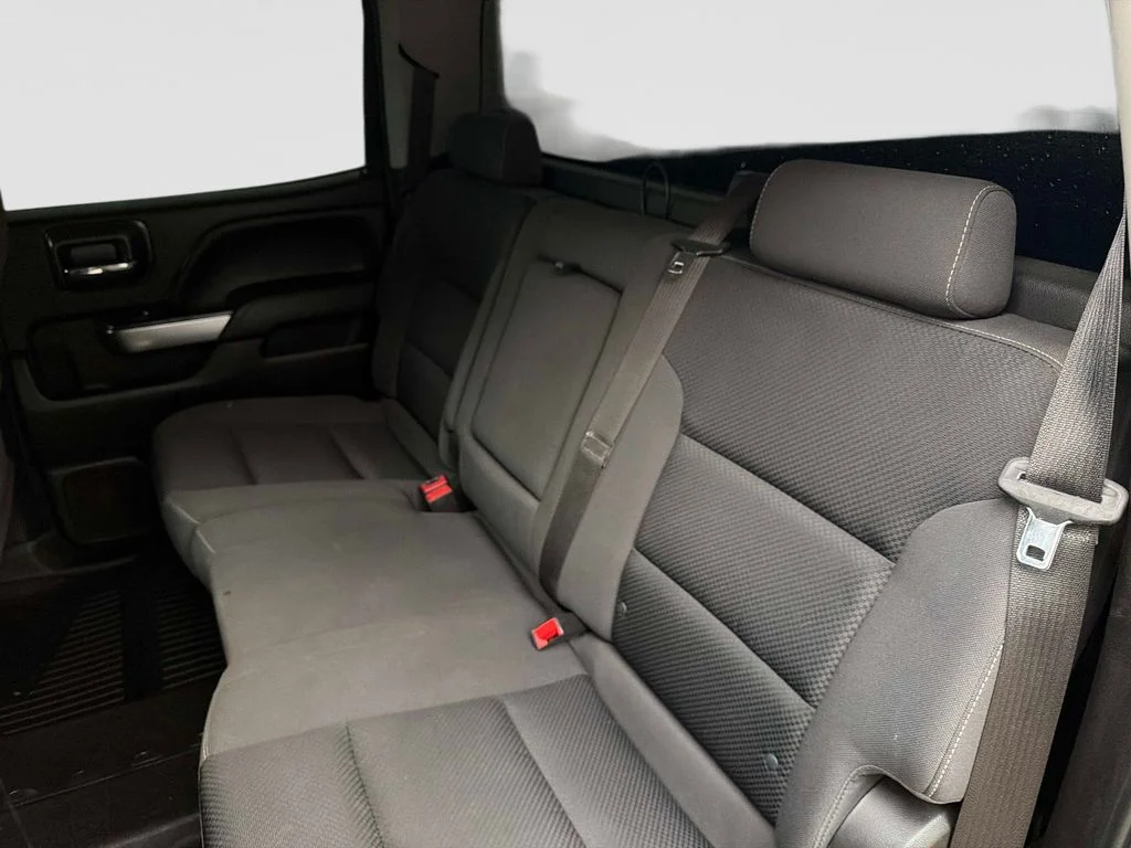 Used 2018 Black Chevrolet LT image 14