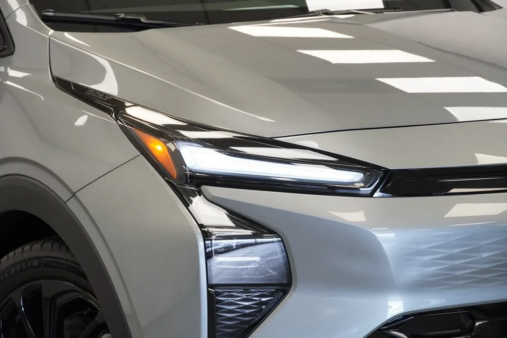 New 2027 Sterling Grey Metallic Chevrolet RS image 30