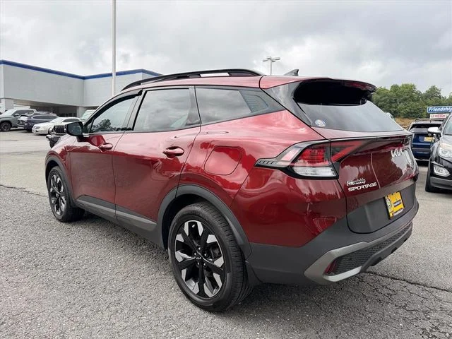 Used 2023 Red Kia X-Line image 5
