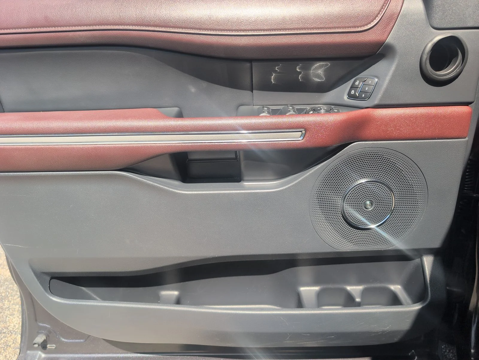 Used 2024 Gray Ford Limited image 15