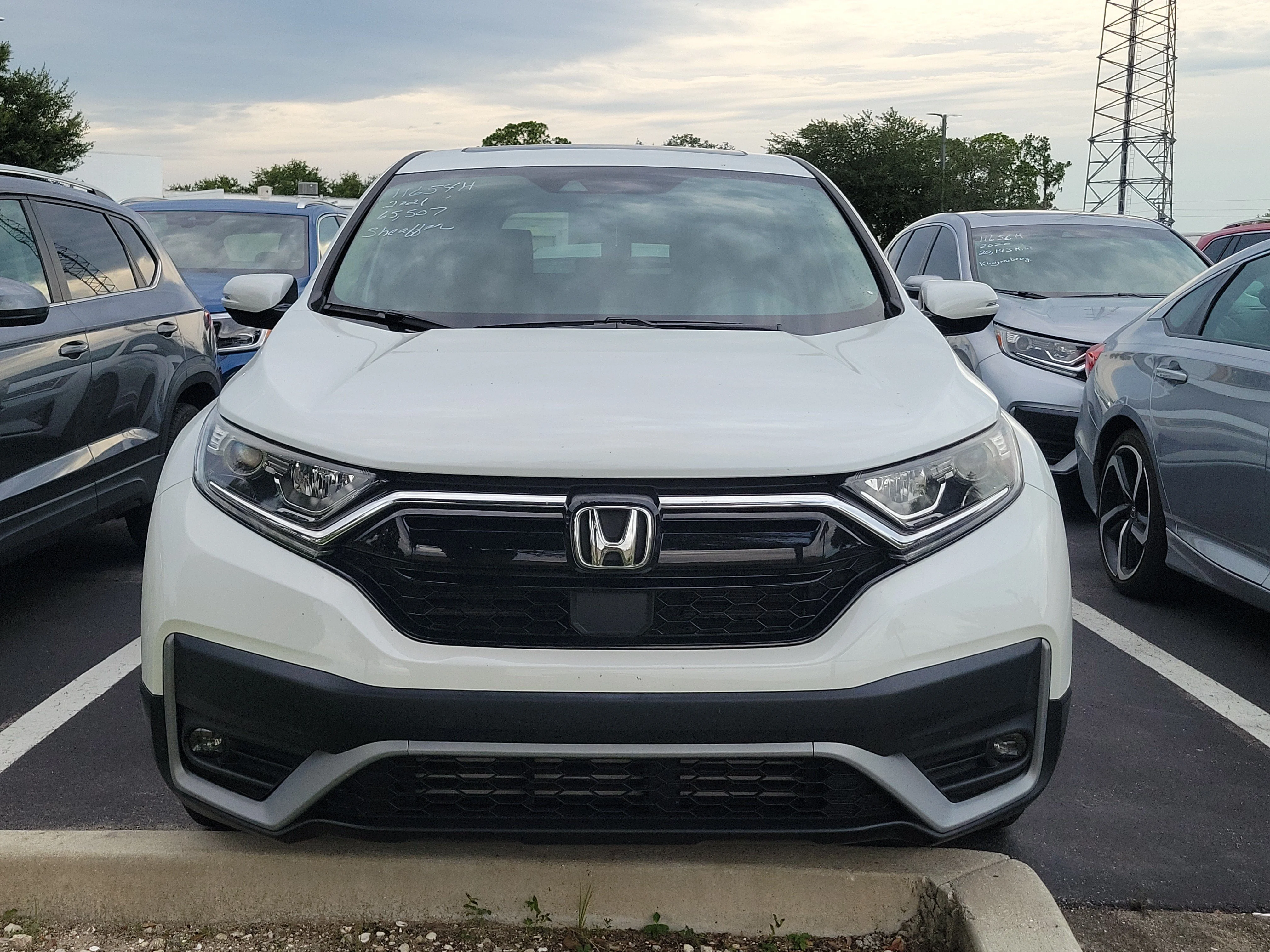 Used 2021 Platinum White Pearl Honda EX image 2