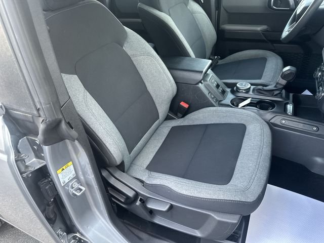 Used 2023 Silver Ford Base image 26