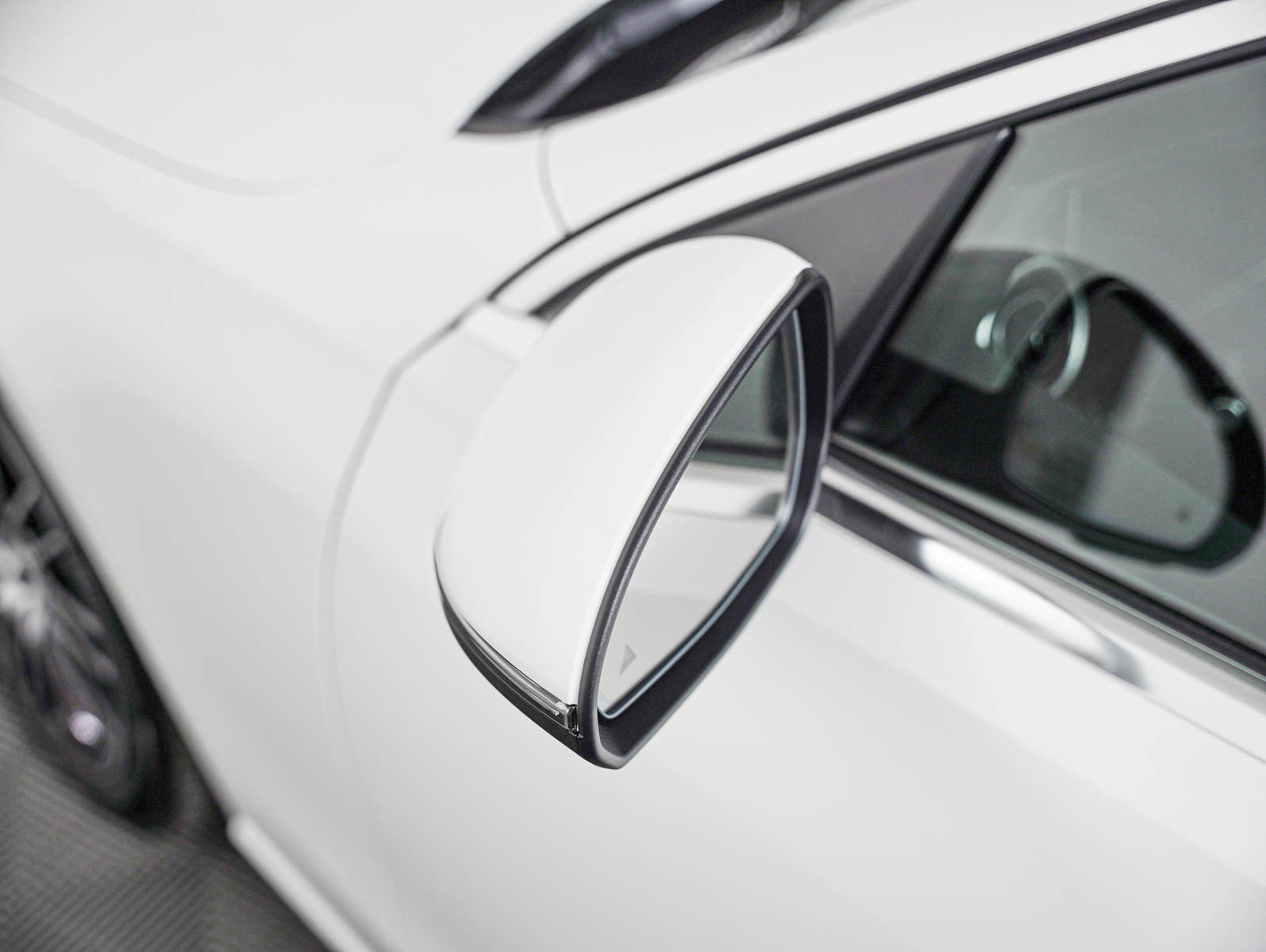 New 2026 Polar White Mercedes-Benz C 300 image 26