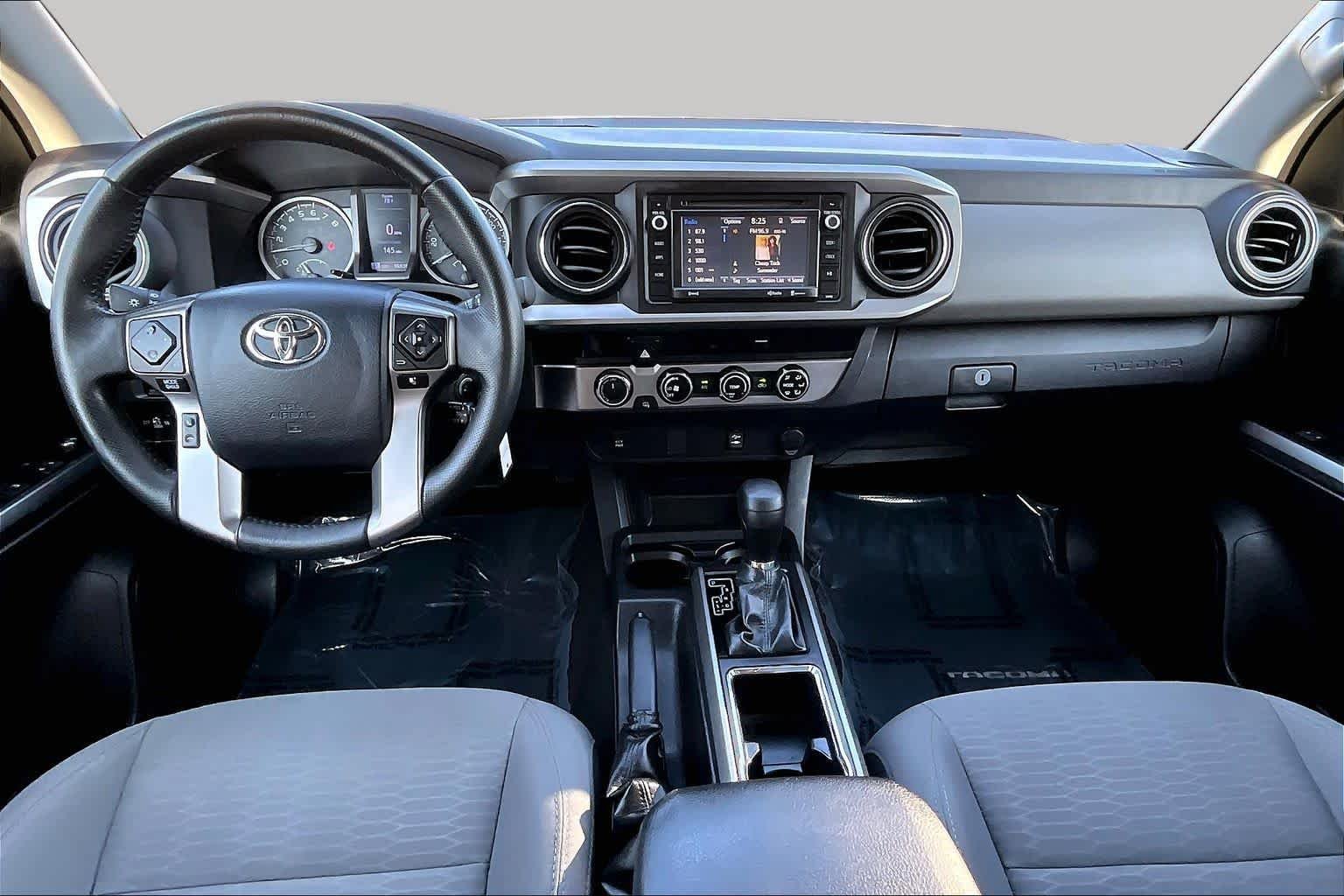 Used 2017 Magnetic Gray Metallic Toyota SR5 image 15
