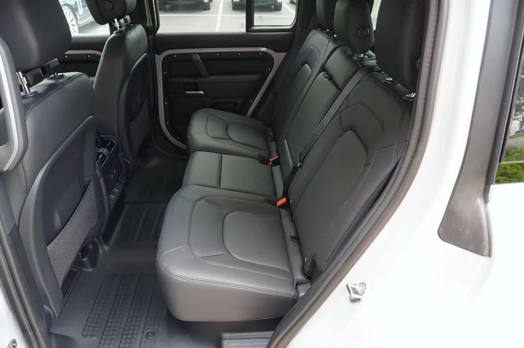 New 2026 Borasco Grey Land Rover X-Dynamic SE image 31