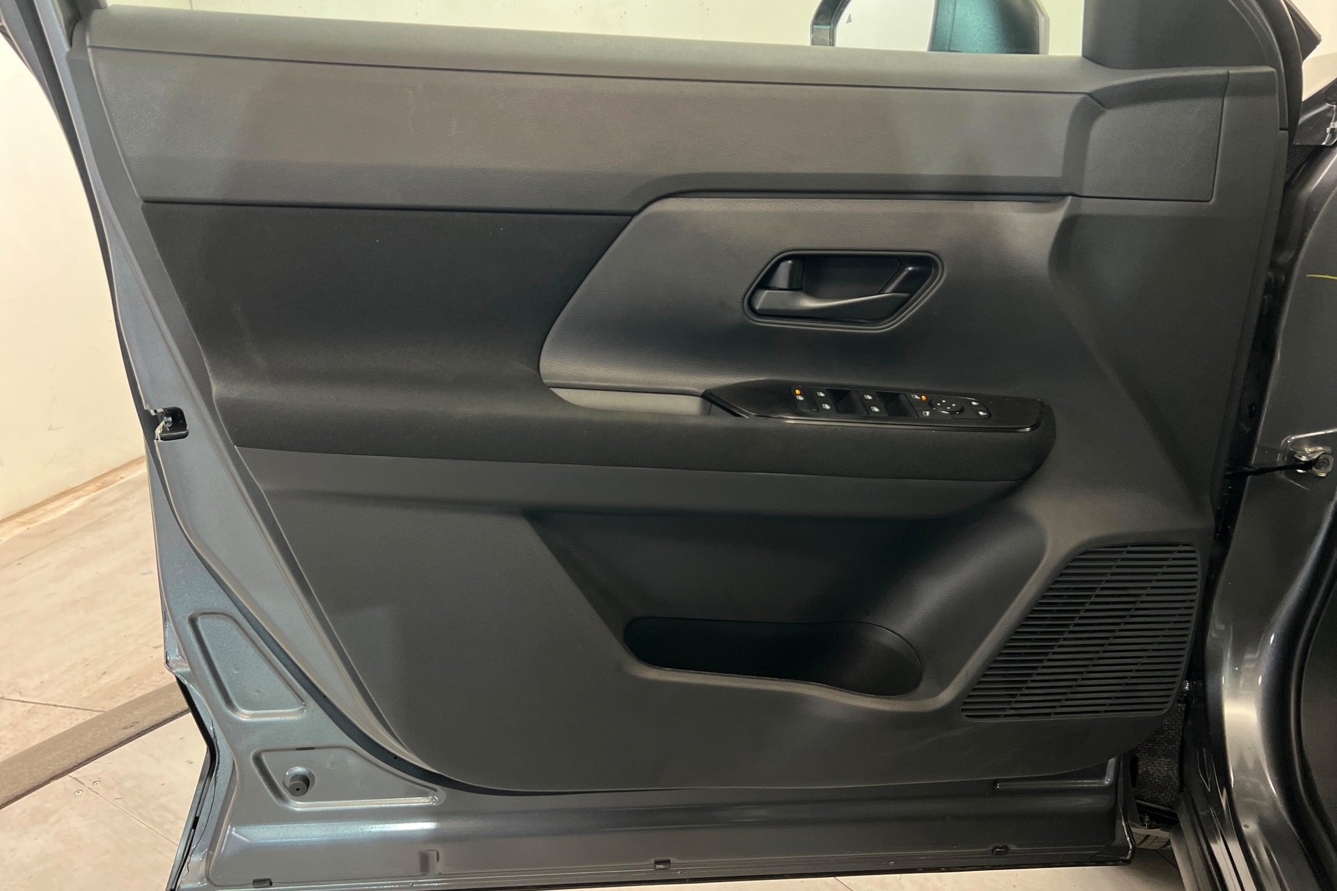 New 2026 Gun Metallic Nissan S image 15