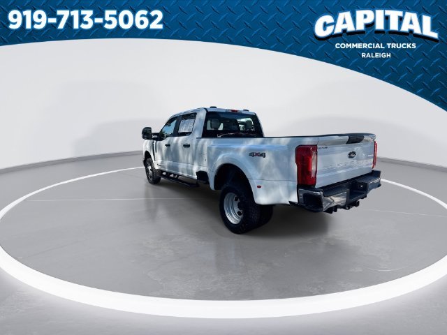 Used 2024 White Ford XL image 8