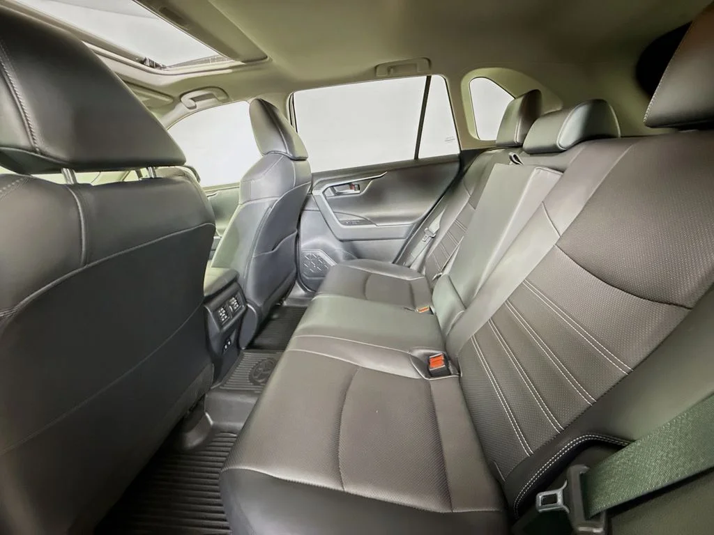 Used 2019 Midnight Black Metallic Toyota Limited image 26