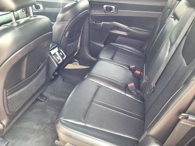 Used 2022 Silver Kia S image 12
