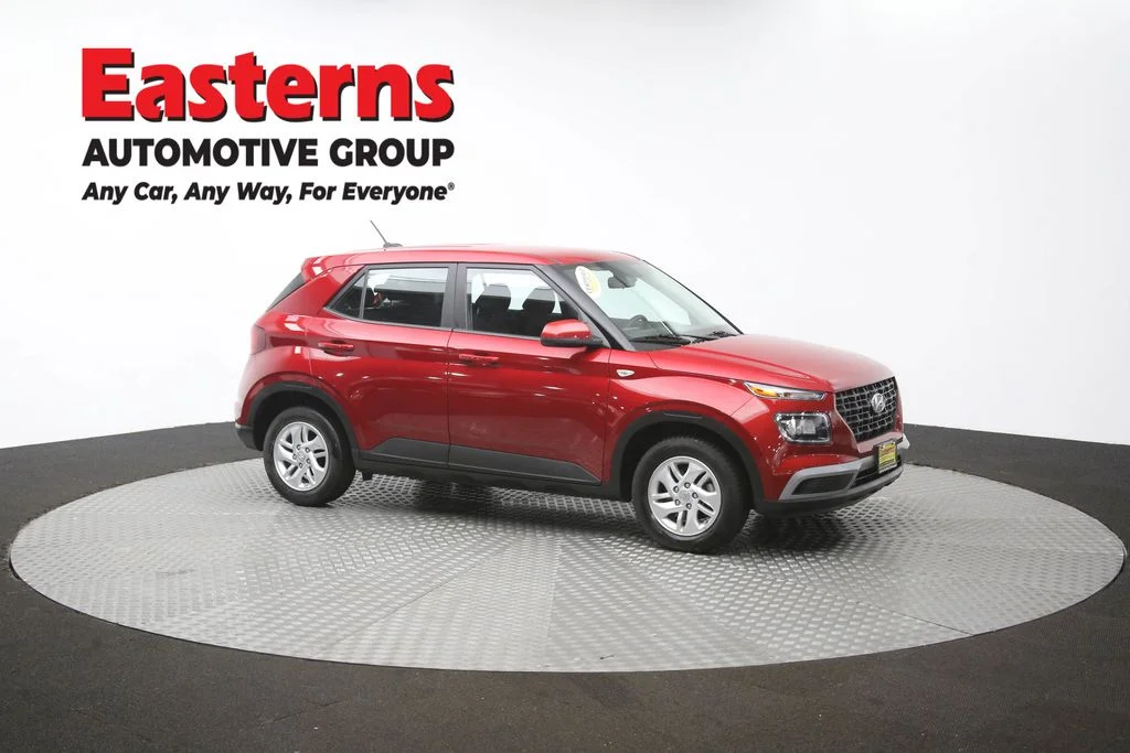 Used 2025 Red Hyundai SE image 45