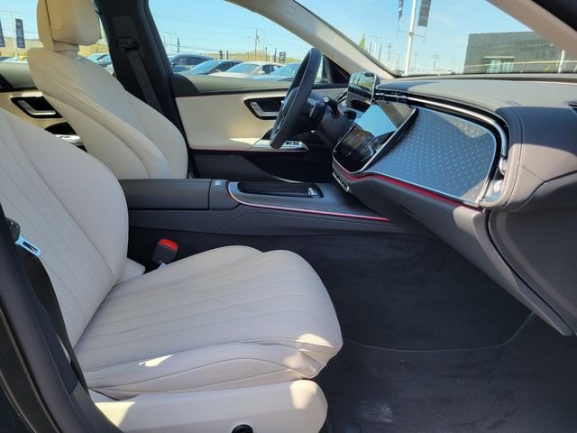 2025 Mercedes-Benz E-Class E350 - Photo 11