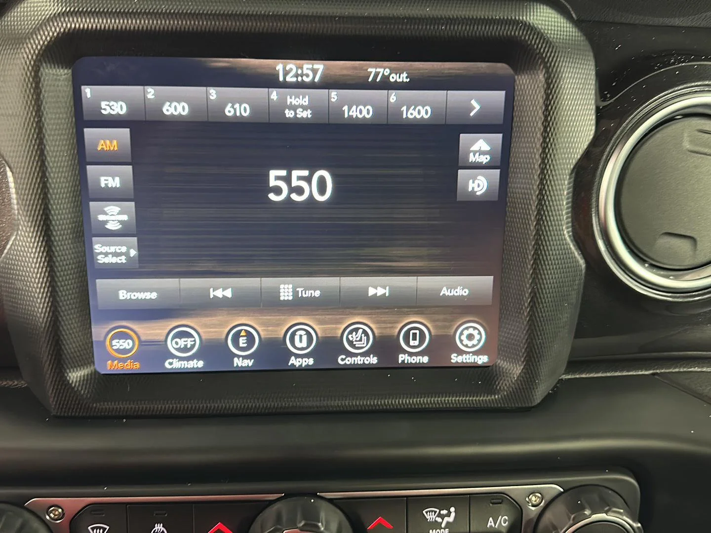 Used 2023 Black Clearcoat Jeep Sahara Altitude image 29