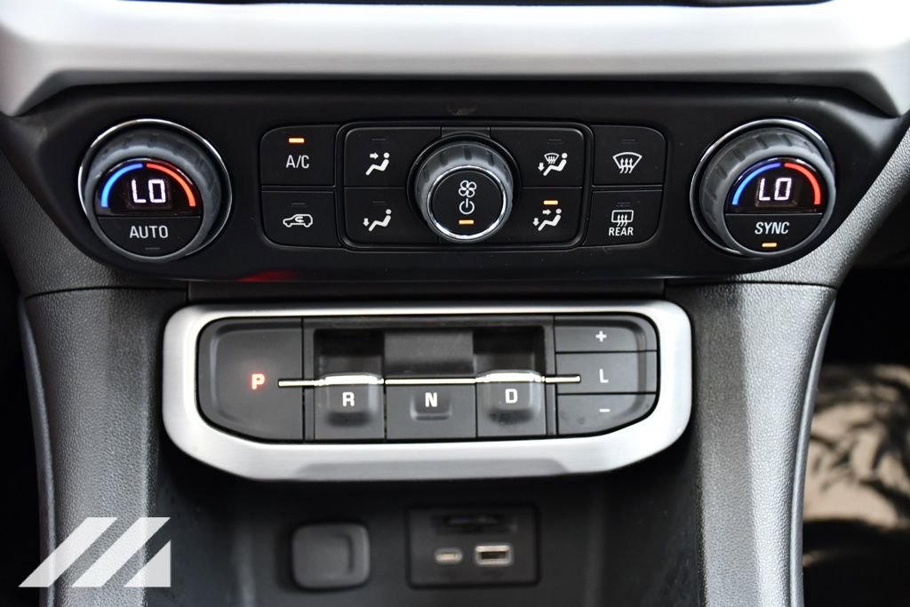 2023 GMC Acadia SLT - Photo 19