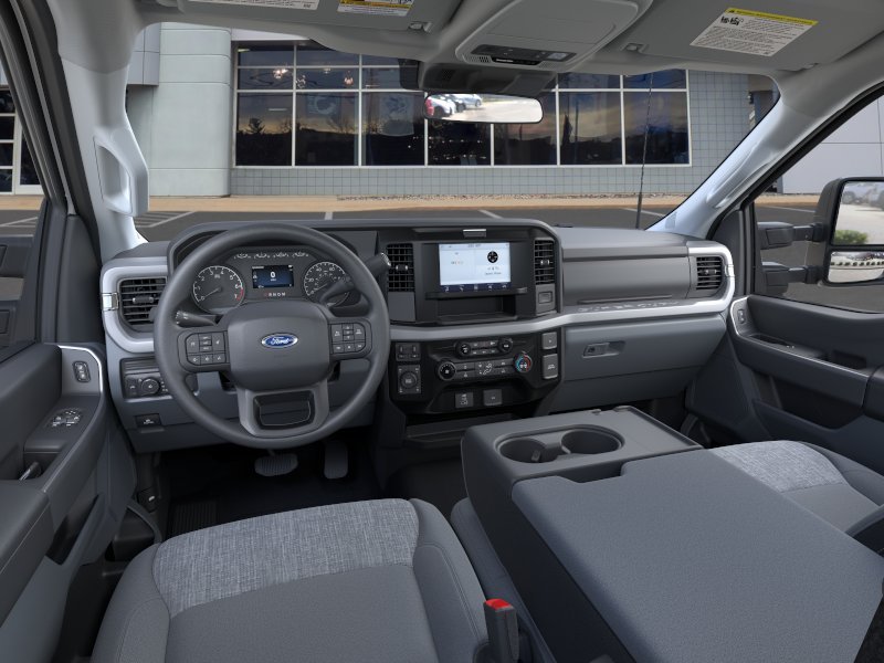 New 2026 Oxford White Ford F-350® XLT image 31