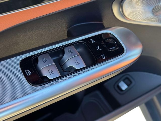 New 2026 Graphite Grey Metallic Mercedes-Benz GLC 300 image 16
