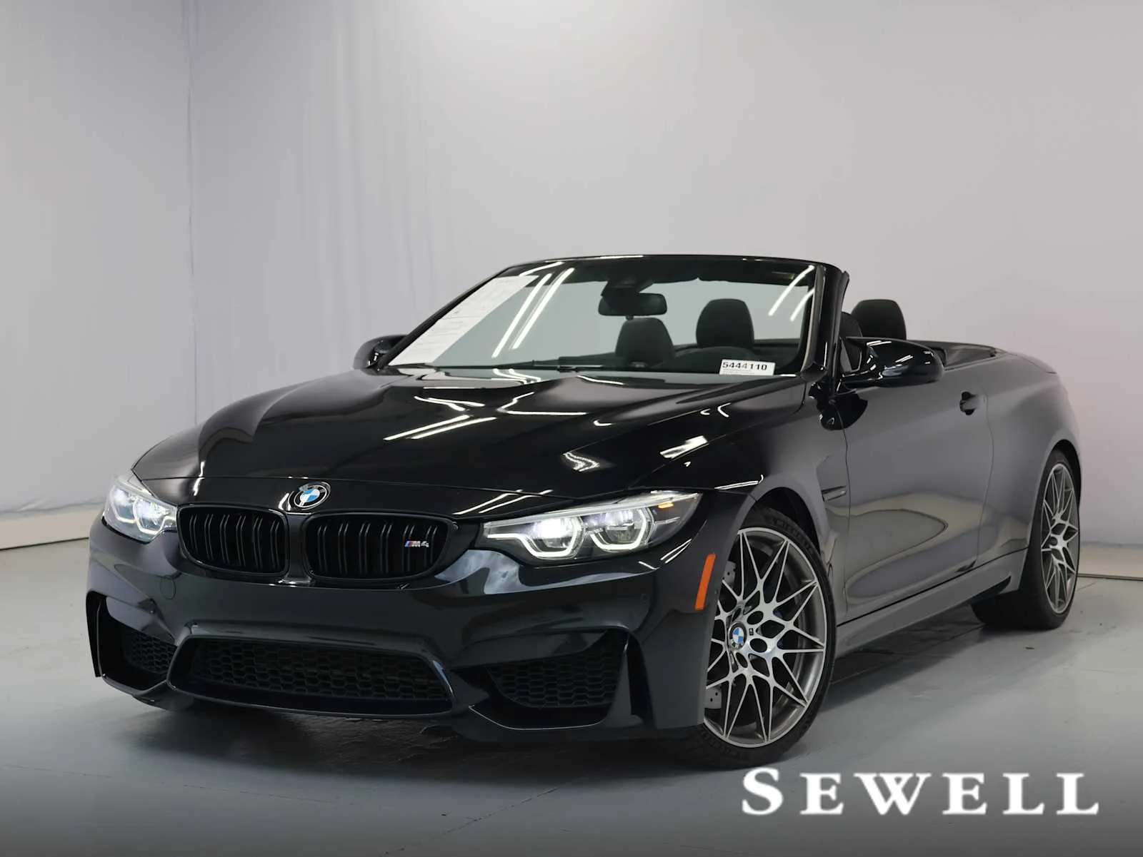 2018 BMW M4 -'s photo