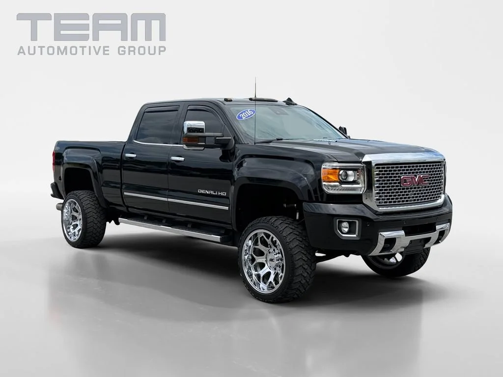 Used 2016 ONYX BLACK GMC Denali image 1