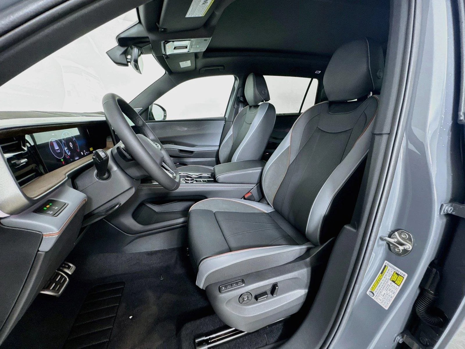 New 2027 Pure Gray Volkswagen SEL Premium R-Line image 22