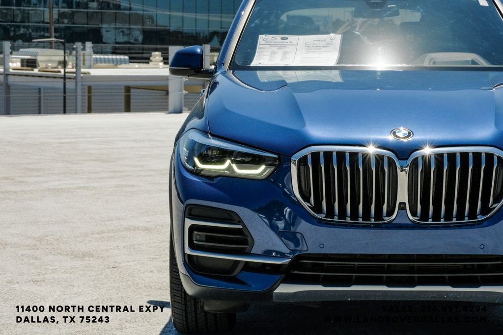 Used 2022 Blue Metallic BMW sDrive40i image 54