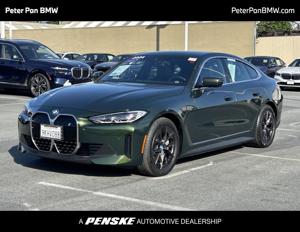 2024 BMW i4 eDrive40's photo