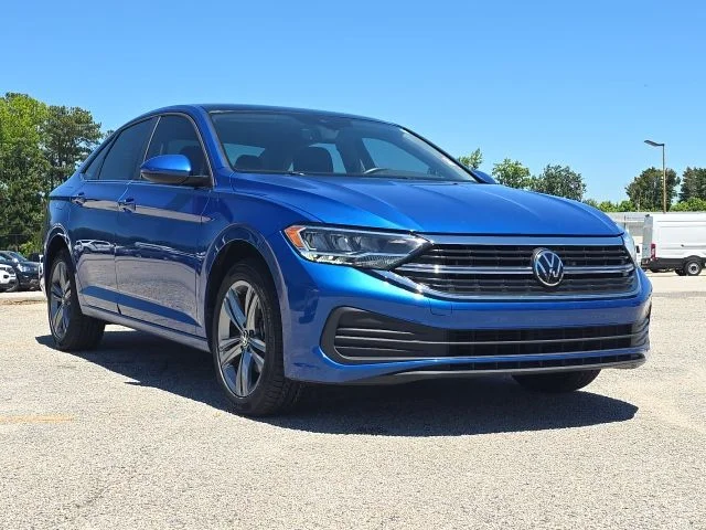 Used 2023 Blue Volkswagen 1.5T SE image 7