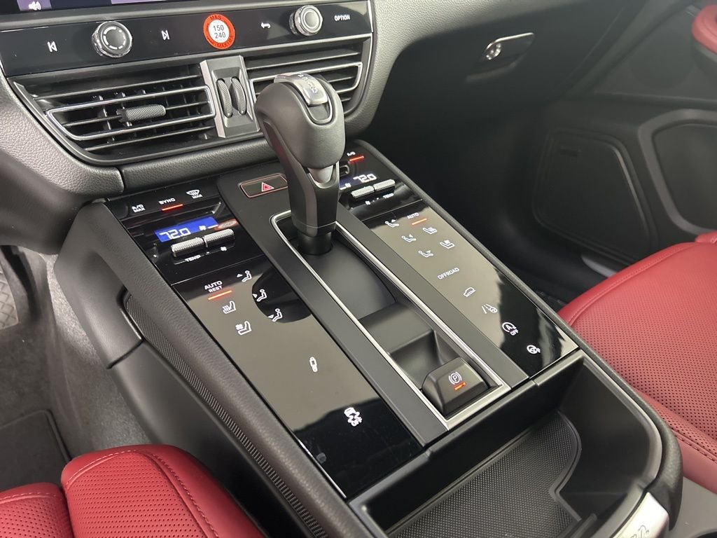2026 Porsche Macan S - Photo 36