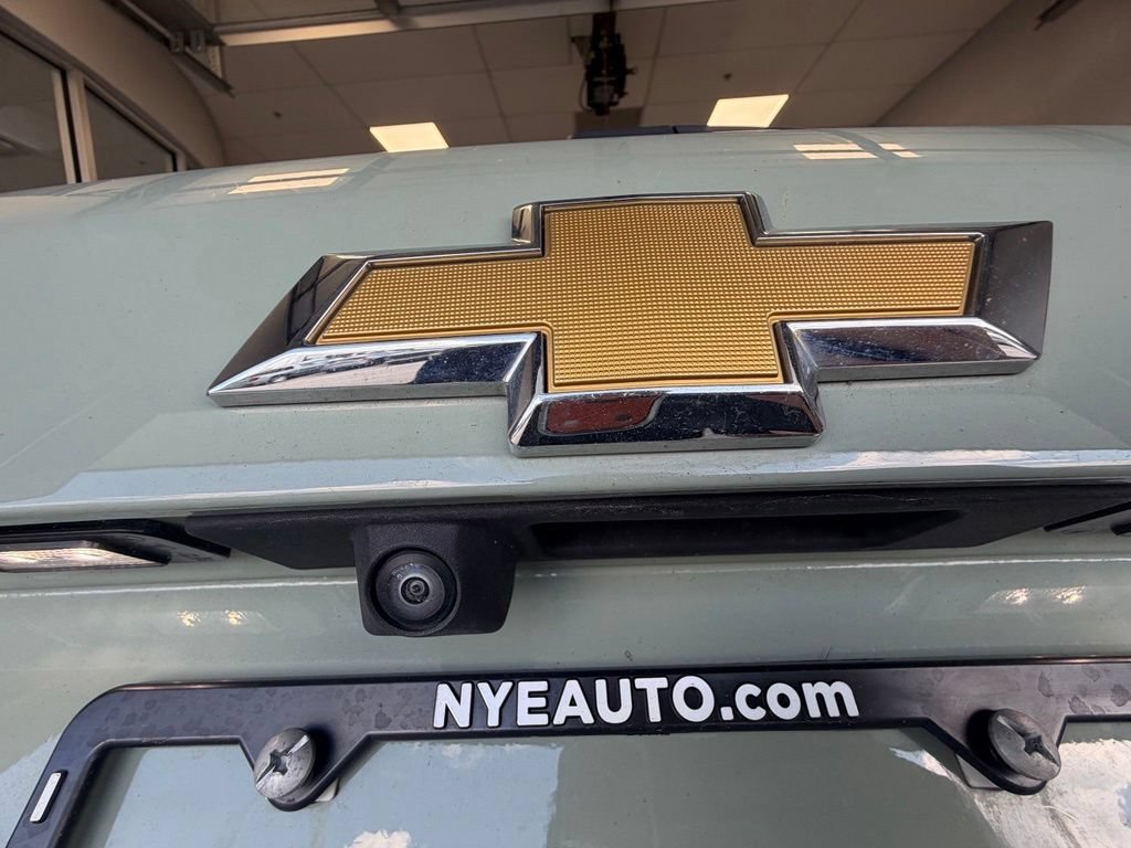Used 2025 Cacti Green Chevrolet LT image 49