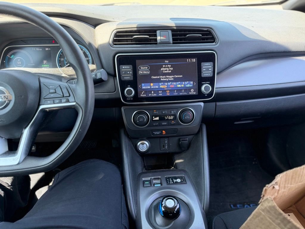 Used 2022 Gun Metallic Nissan S image 9