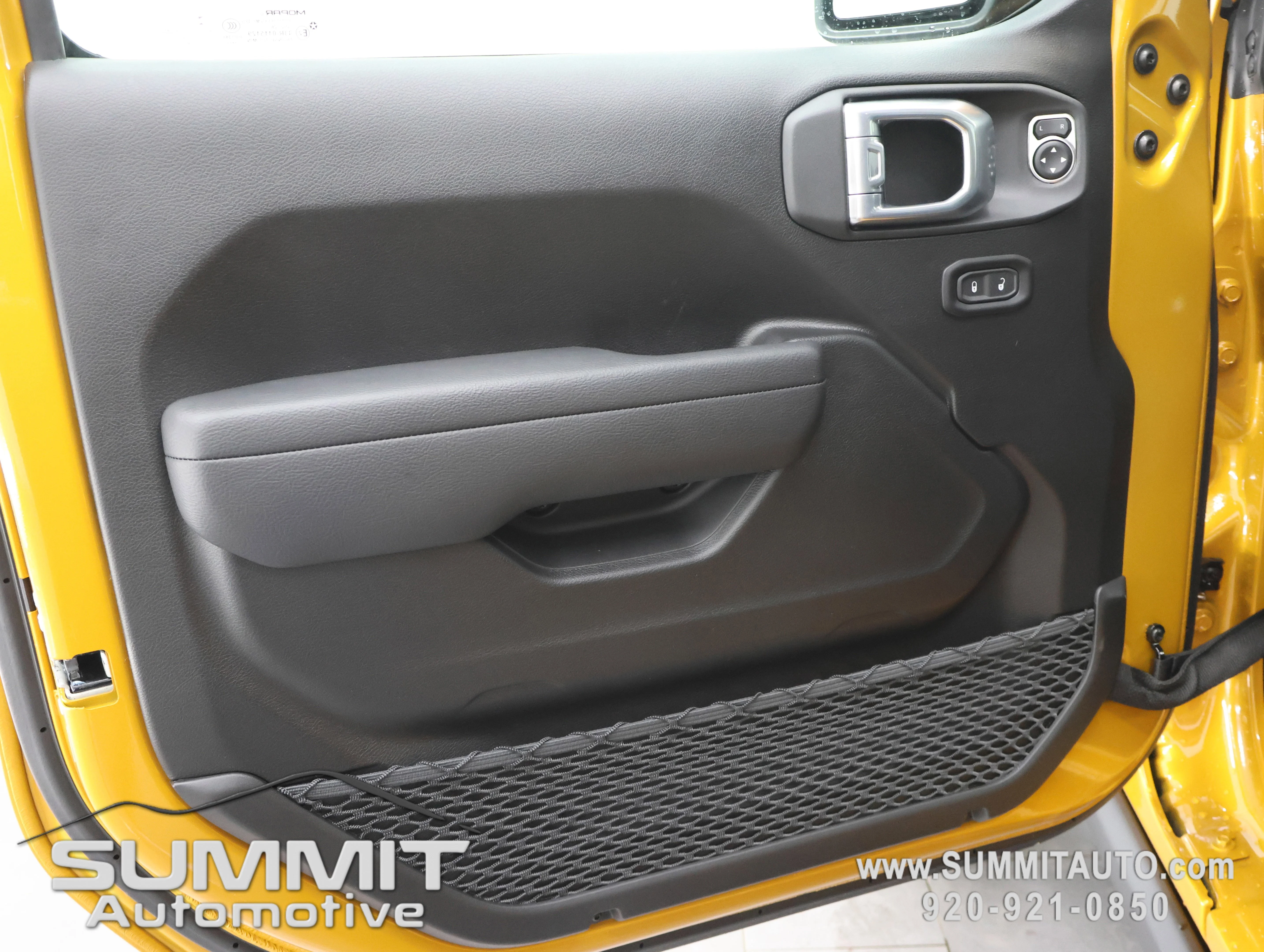 New 2026 Goldilocks Exterior Paint Jeep Willys image 32