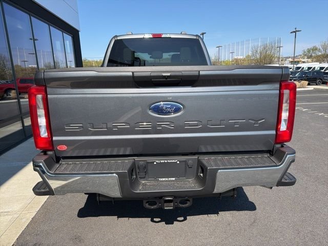 New 2026 Carbonized Gray Metallic Ford F-350® XLT image 4