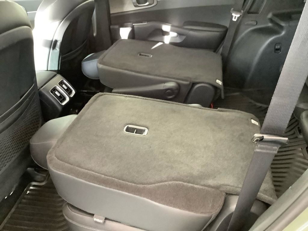 Used 2026 Green Kia X-Line EX image 19