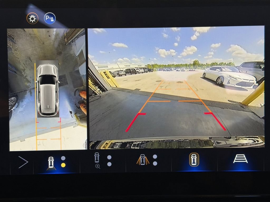 2026 Chevrolet Equinox LT - Photo 20