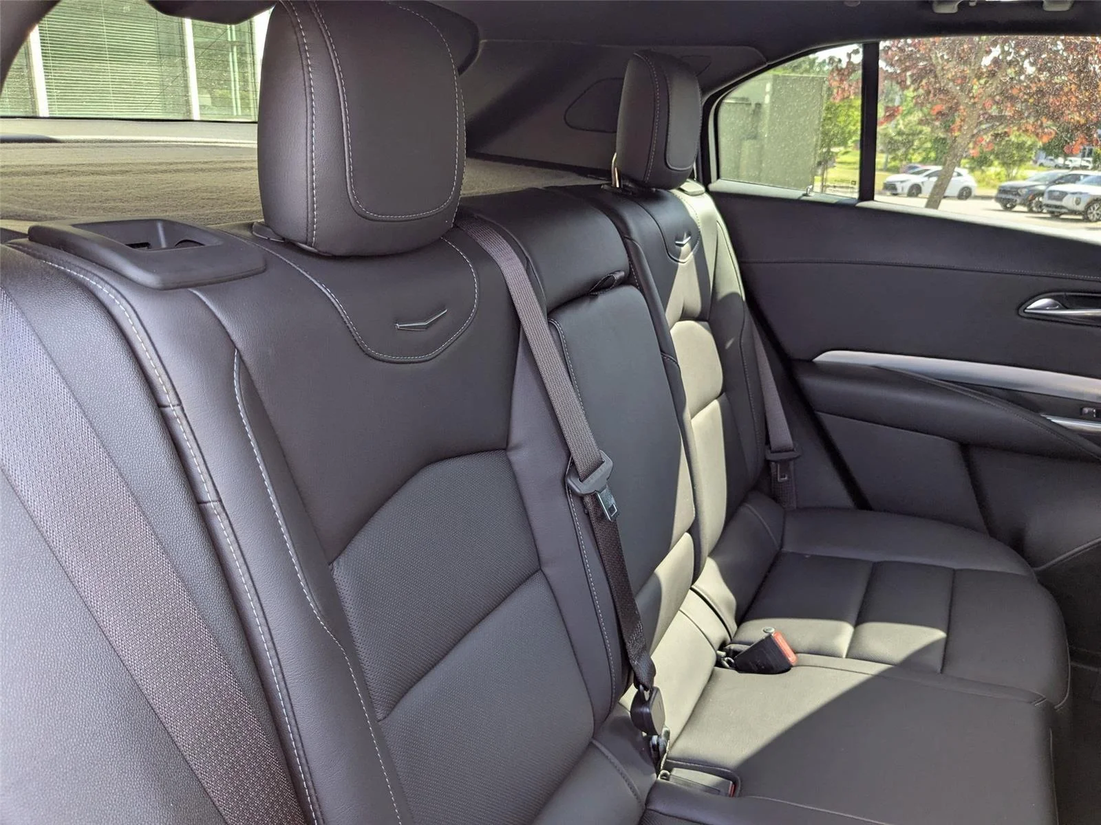 Used 2021 Twilight Blue Metallic Cadillac FWD Premium Luxury image 30