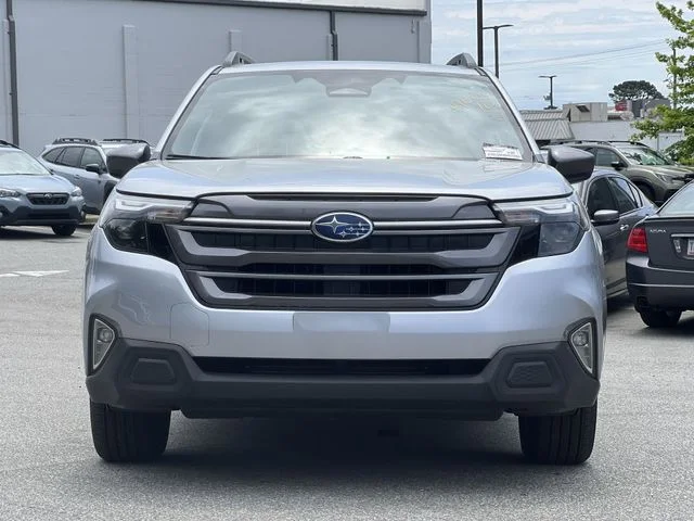 Used 2025 Silver Subaru Premium image 31