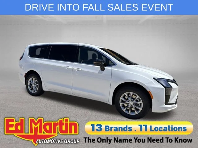 2027 Chrysler Pacifica Select