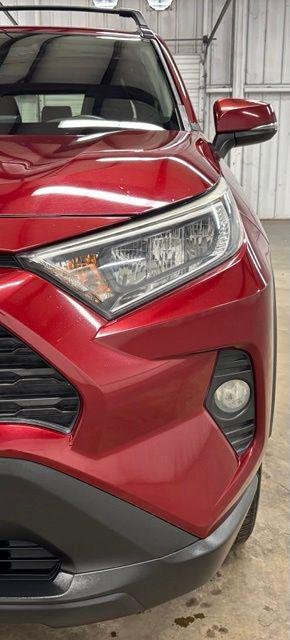 Certified Used 2021 RUBY FLARE PEARL Toyota  image 9
