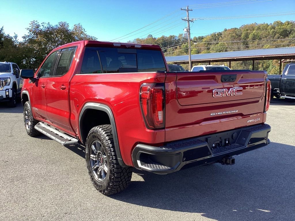 2026 GMC Sierra 1500 AT4X - Photo 4