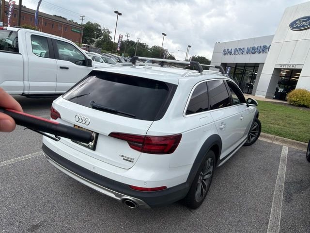 Used 2019 Glacier White Metallic Audi 2.0T Premium image 21
