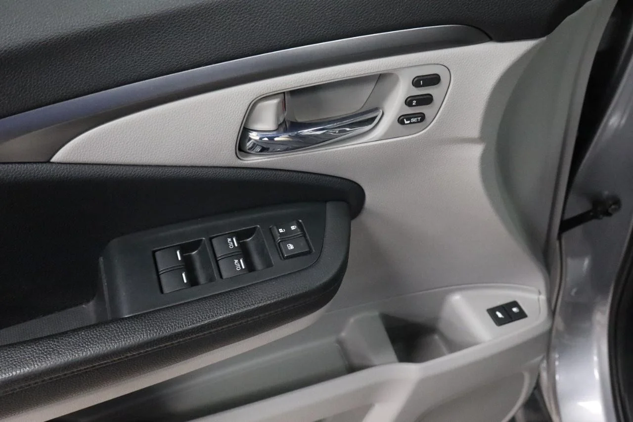 2022 Honda Pilot SE - Photo 12