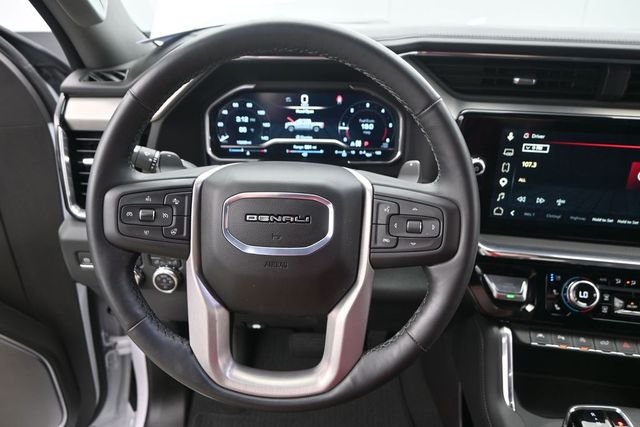 Used 2024 White Frost Tricoat GMC Denali image 7