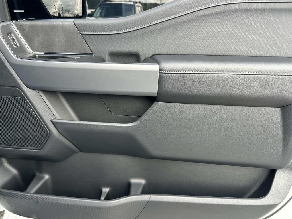 Certified Used 2026 Oxford White Ford XLT image 25