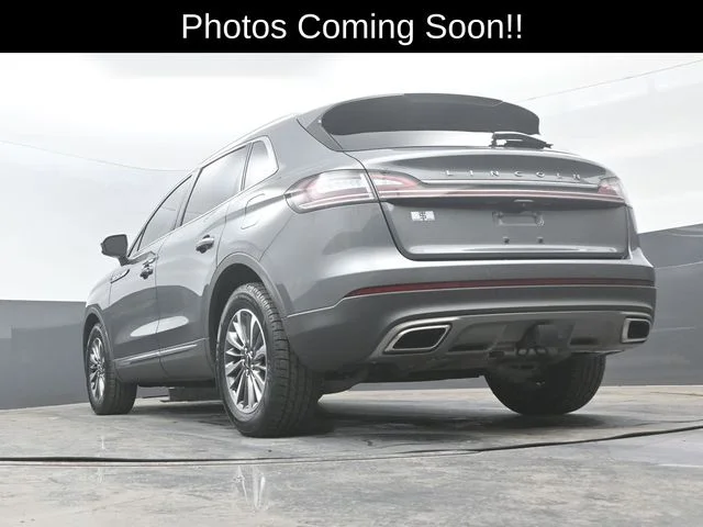 Used 2022 Gray Metallic Lincoln Reserve image 55