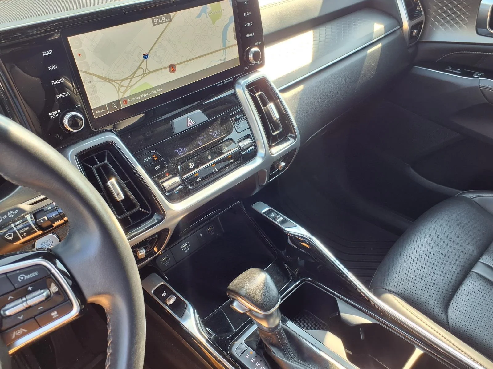 Used 2023 Wolf Gray Kia SX image 8