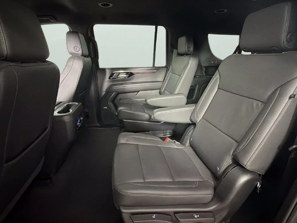 Used 2026 Black Chevrolet LT image 27