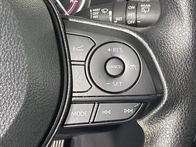 Certified Used 2025 SILVER SKY METALLIC Toyota  image 27