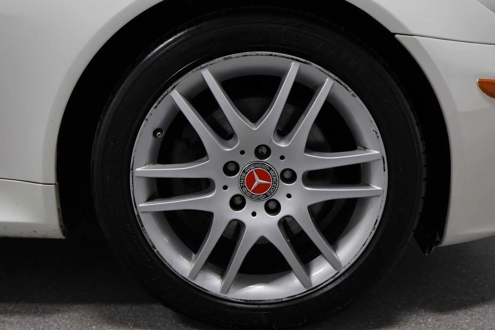 Used 2009 Arctic White Mercedes-Benz 3.0L image 12